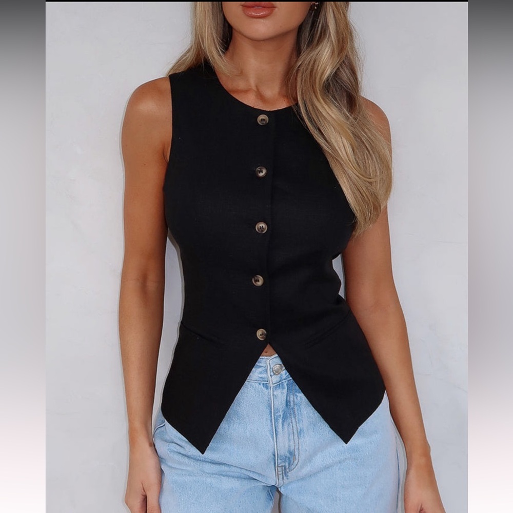 NWT White Fox Boutique At The Races Vest Top Black Size XS